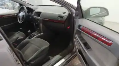 Veículo de Sucata opel astra h (a04) 1.7 cdti (l48) do ano 2004 alimentado z17dth