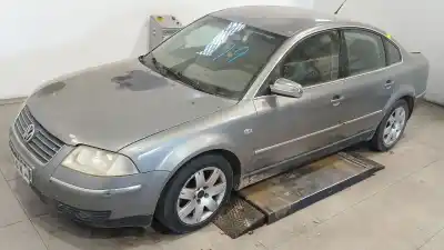 Veículo de Sucata volkswagen passat b5.5 (3b3) 1.9 tdi do ano 2002 alimentado avf