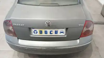 Veículo de Sucata volkswagen passat b5.5 (3b3) 1.9 tdi do ano 2002 alimentado avf