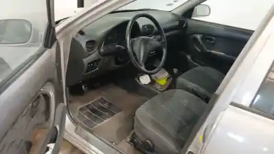 Sloopvoertuig HYUNDAI ACCENT I (X-3)  van het jaar 1994 aangedreven G4EH