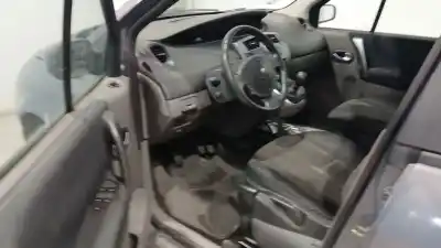 Sloopvoertuig RENAULT GRAND SCÉNIC II (JM0/1_)  van het jaar 2006 aangedreven F9Q 803,F9Q 804,F9Q 816,F9Q 818