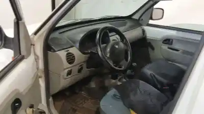 Verschrottungsfahrzeug RENAULT KANGOO EXPRESS (FC0/1_)  des Jahres 2004 angetrieben F8Q632
