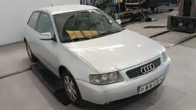Veículo de Sucata audi a3 (8l1) 1.6 do ano 2001 alimentado avu