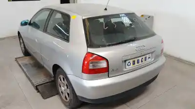 Veículo de Sucata audi a3 (8l1) 1.6 do ano 2001 alimentado avu
