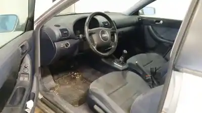 Verschrottungsfahrzeug AUDI A3 (8L1)  des Jahres 2001 angetrieben AVU
