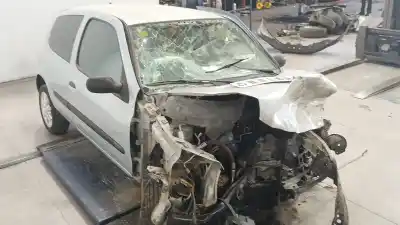 Veículo de Sucata renault clio ii (bb_, cb_) 1.5 dci (b/cb07) do ano 2003 alimentado k9k700