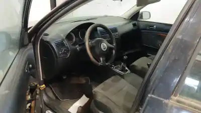 Здавання транспортного засобу VOLKSWAGEN BORA I (1J2)  року 2002 потужний ASV
