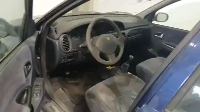 Vehículo de desguace RENAULT MEGANE I (BA0/1_)  del año 2002 con motor F9Q 732,F9Q 733