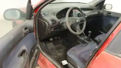Veicolo di demolizione PEUGEOT 206 FASTBACK (2A/C)  dell'anno 1999 alimentato WJZ
