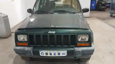 Scrapping Vehicle jeep cherokee (xj) 2.5 td 4x4 of the year 2000 powered m52