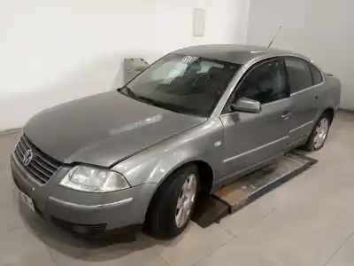Veículo de Sucata volkswagen passat b5.5 (3b3) 1.9 tdi do ano 2002 alimentado avf