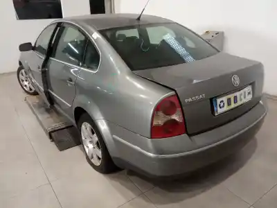 Veículo de Sucata volkswagen passat b5.5 (3b3) 1.9 tdi do ano 2002 alimentado avf
