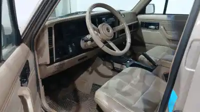 Здавання транспортного засобу JEEP CHEROKEE (XJ)  року 1994 потужний J8S