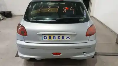 Scrapping Vehicle peugeot 206 fastback (2a/c) 1.4 hdi eco 70 of the year 2004 powered 8hz
