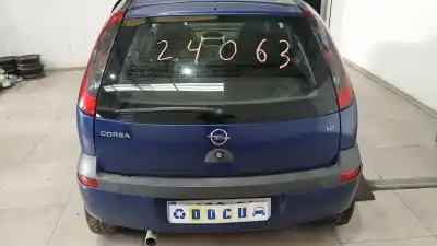 Sloopvoertuig opel corsa c (x01) 1.2 (f08, f68) van het jaar 2003 aangedreven z12xe
