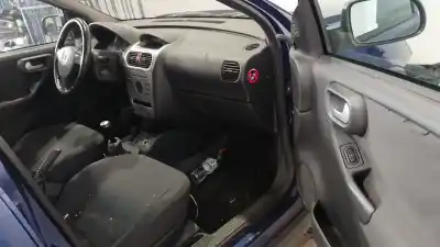 Sloopvoertuig opel corsa c (x01) 1.2 (f08, f68) van het jaar 2003 aangedreven z12xe