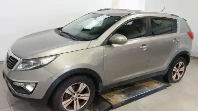 Veicolo di demolizione kia sportage iii (sl) 1.7 crdi dell'anno 2010 alimentato d4fd