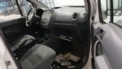 Hurda Aracı ford transit connect (p65_, p70_, p80_) 1.8 tdci yılın 2002 güçlü hcpa