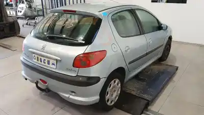 Veículo de Sucata peugeot 206 fastback (2a/c) 1.4 hdi eco 70 do ano 2004 alimentado 8hz