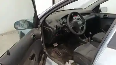 Scrapping Vehicle PEUGEOT 206 FASTBACK (2A/C) 1.4 HDI ECO 70 of the year 2004 powered 8HZ