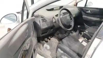 Verschrottungsfahrzeug CITROEN C4 I (LC_)  des Jahres 2006 angetrieben 9HY