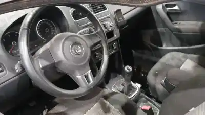 Verschrottungsfahrzeug VOLKSWAGEN POLO V (6R1, 6C1)  des Jahres 2012 angetrieben CFWA