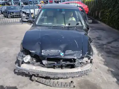 Vehicul casat bmw serie 3 berlina (e46) 320d al anului 2003 alimentat 204d4