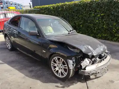 Vehicul casat bmw serie 3 berlina (e46) 320d al anului 2003 alimentat 204d4