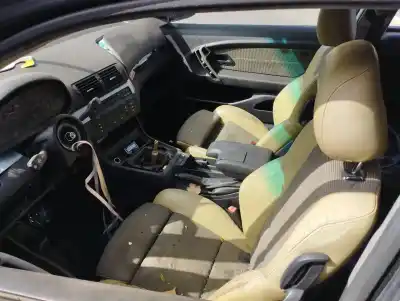 Vehicul casat bmw serie 3 berlina (e46) 320d al anului 2003 alimentat 204d4