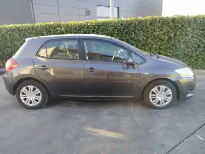 Vehicul casat toyota auris (_e15_) 1.4 d-4d (nde150_) al anului 2006 alimentat 1ndtv