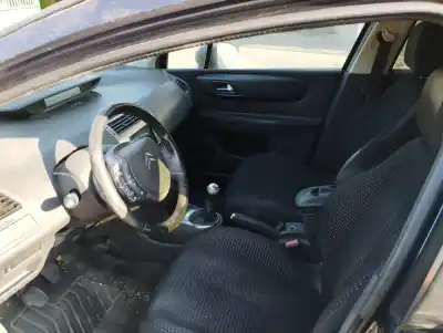 Veículo de Sucata citroen c4 berlina collection do ano 2010 alimentado 9hz