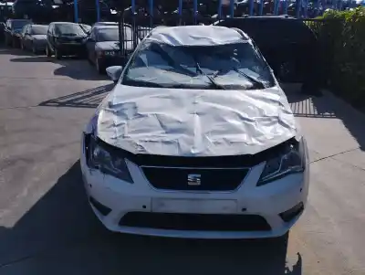 Здавання транспортного засобу seat leon st (5f8) style року 2016 потужний crld