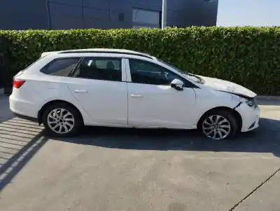 Здавання транспортного засобу seat leon st (5f8) style року 2016 потужний crld