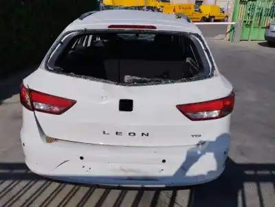Здавання транспортного засобу seat leon st (5f8) style року 2016 потужний crld