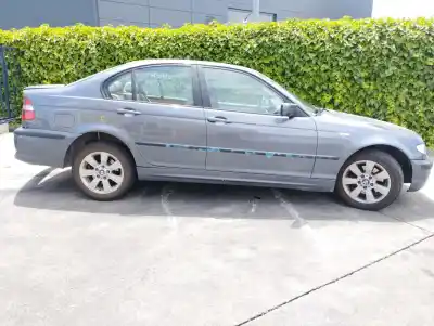 Sloopvoertuig bmw serie 3 berlina (e46) 320d van het jaar 2002 aangedreven 204d4