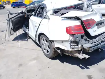 Veicolo di demolizione audi a4 berlina (b8) 2.0 16v tdi dell'anno 2009 alimentato cag