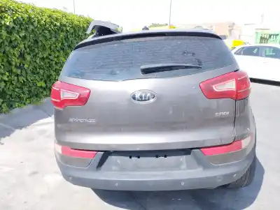 Veicolo di demolizione kia sportage emotion 4x4 dell'anno 2010 alimentato d4ha