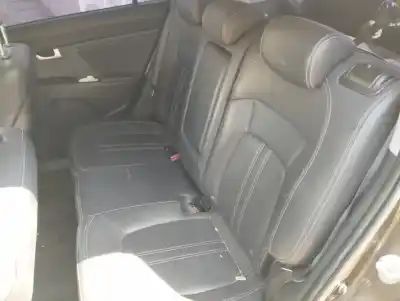 Veicolo di demolizione kia sportage emotion 4x4 dell'anno 2010 alimentato d4ha