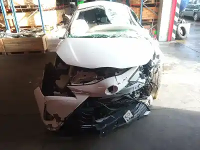 Sloopvoertuig toyota yaris active van het jaar 2020 aangedreven 2nrfke