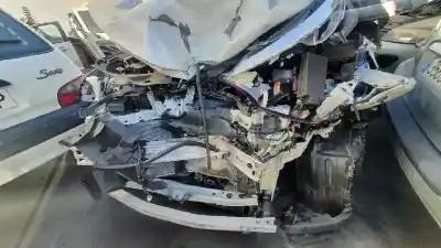 Véhicule à la ferraille toyota c-hr (_x1_) 1.2 (ngx10_) de l'année 2017 alimenté 2zr