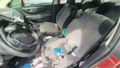 Veículo de Sucata citroen c4 berlina sx do ano 2005 alimentado dv6ted4