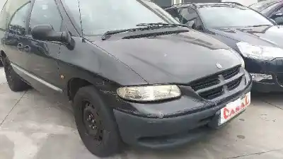 Veículo de Sucata chrysler voyager (gs) 2.5 td do ano 2000 alimentado 425clirsx