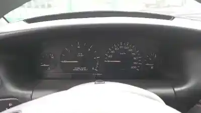 Veículo de Sucata chrysler voyager (gs) 2.5 td do ano 2000 alimentado 425clirsx