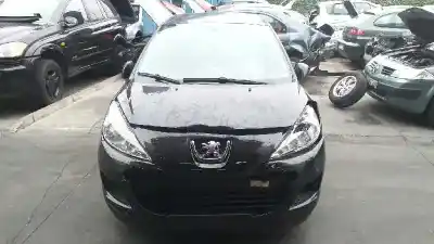 Sloopvoertuig PEUGEOT 207 Confort van het jaar 2010 aangedreven KF01