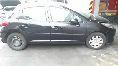 Sloopvoertuig peugeot 207 confort van het jaar 2010 aangedreven kf01