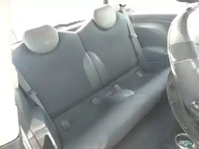 Здавання транспортного засобу mini mini (r50,r53) cooper року 2005 потужний w10b16a