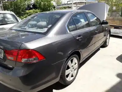 Vehicul casat kia magentis emotion al anului 2006 alimentat d4ea