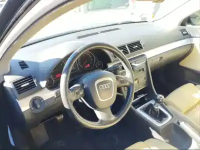 Veículo de Sucata audi a4 berlina (8e) 2.0 tfsi (147kw) do ano 2005 alimentado bgb