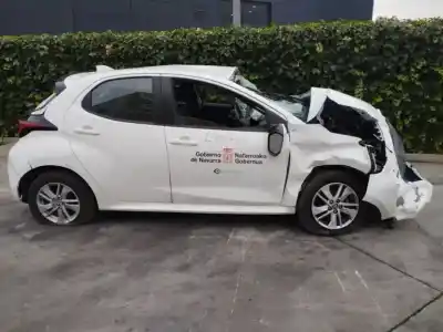 Veículo de Sucata toyota yaris hybrid active do ano 2021 alimentado m15afks