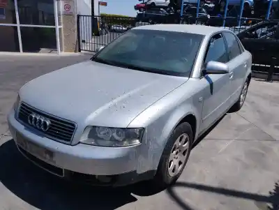 Veicolo di demolizione AUDI A4 BERLINA (8E) 1.9 TDI dell'anno 2007 alimentato AVF